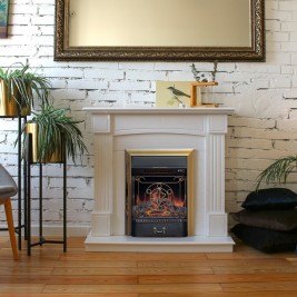 Электрокамин RealFlame Andrea WT фактурный белый с очагом Majestic Lux Brass